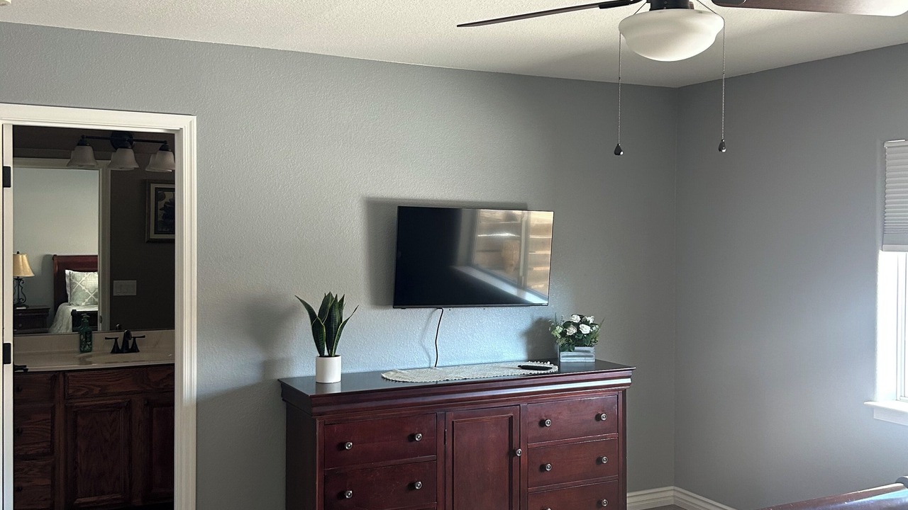 Photo of Bedroom in Sunridge Estates