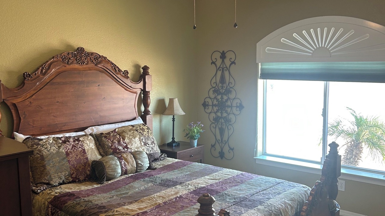 Photo of Bedroom in Sunridge Estates