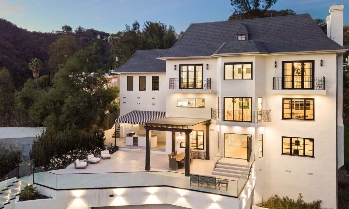 Photo of Others in Beverly Glen