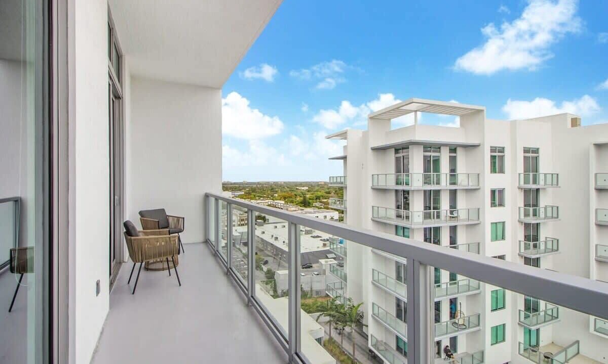 Photo of Patio Balcony in Northeast Miami
