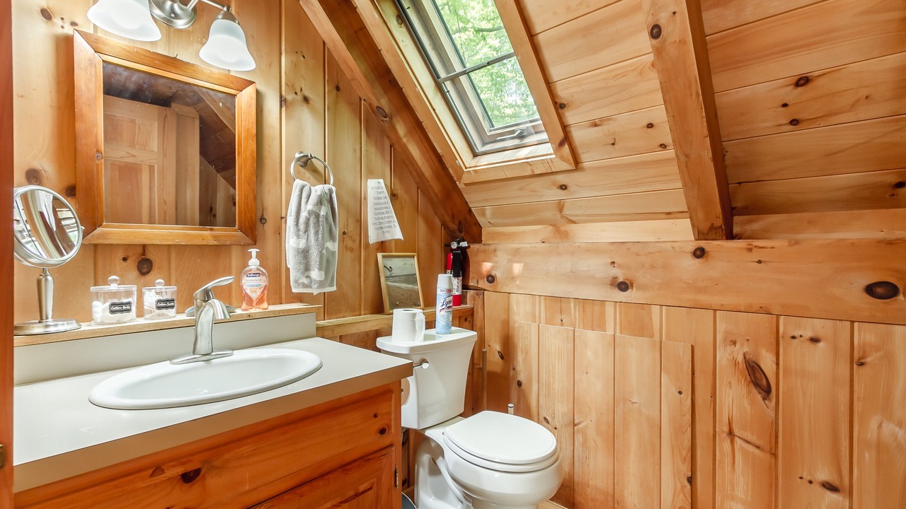 Photo of Bathroom in Naples
