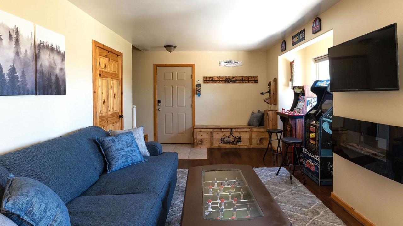 Photo of Bedroom in Green Valley Lake