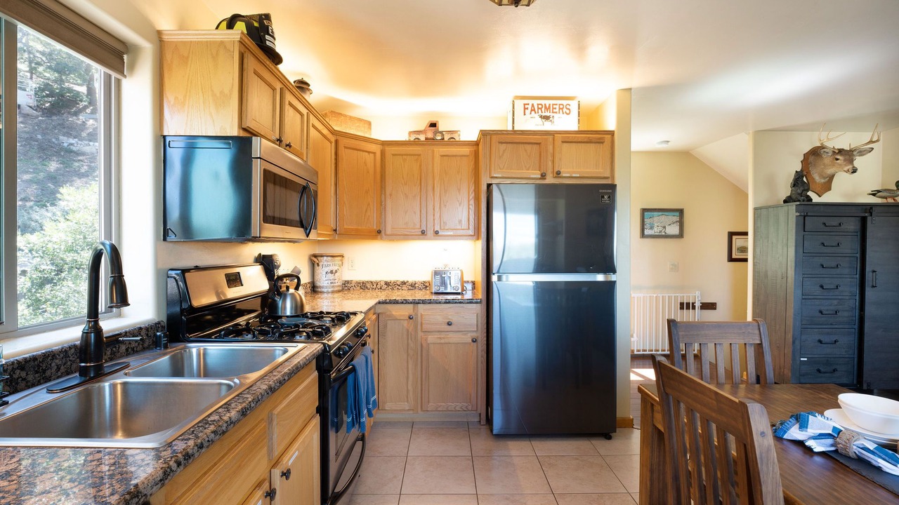 Photo of Kitchen in Green Valley Lake