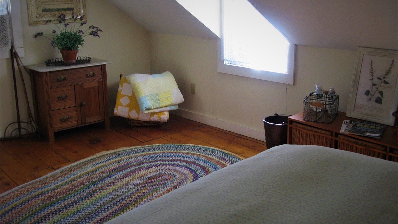 Photo of Bedroom in Clinton Corners