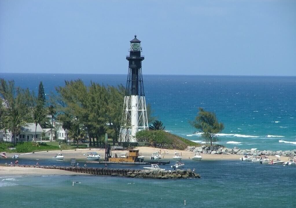 Photo of Others in Lighthouse Point