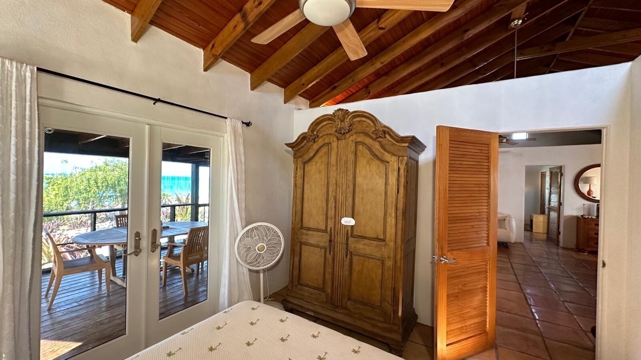 Photo of Bedroom in Pigeon Cay