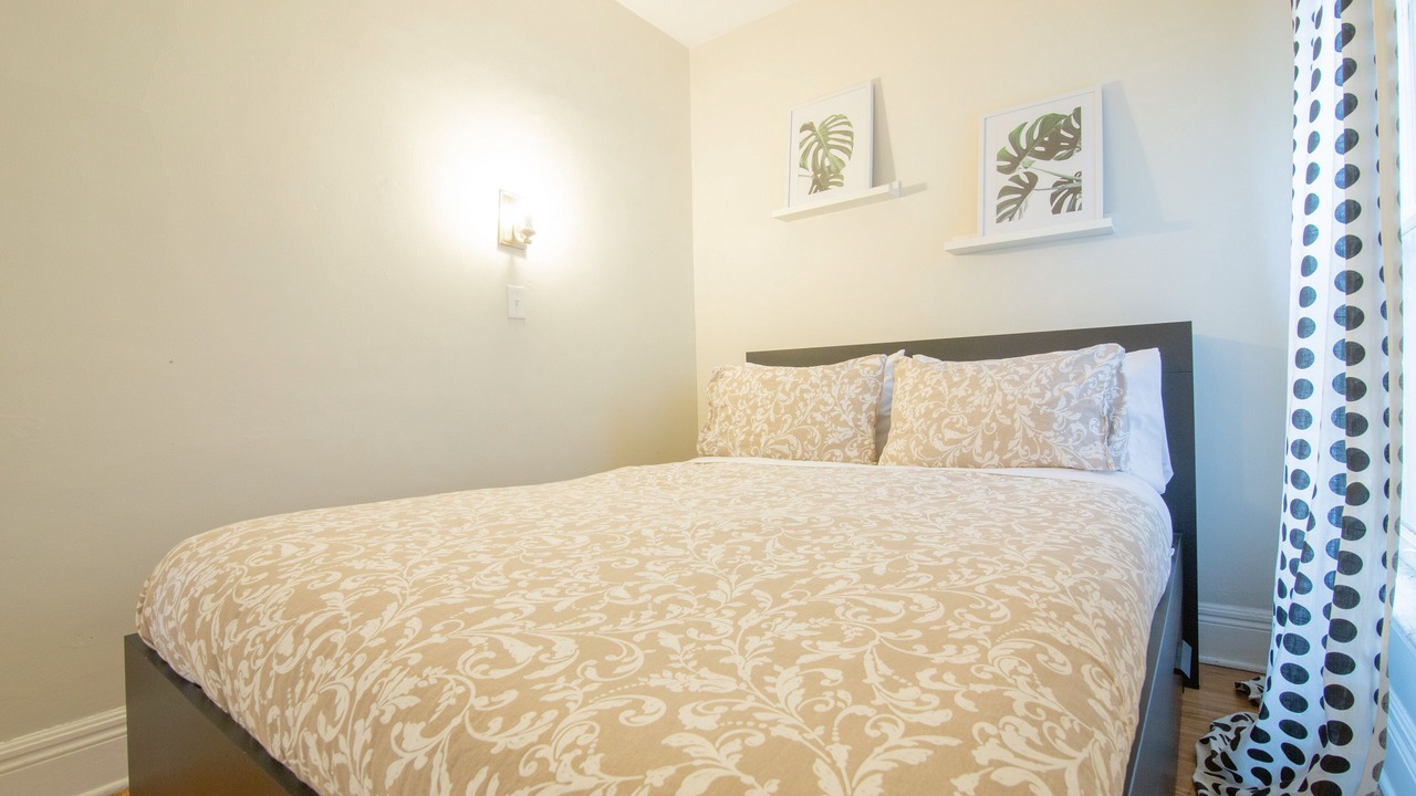 Photo of Bedroom in Buffalo