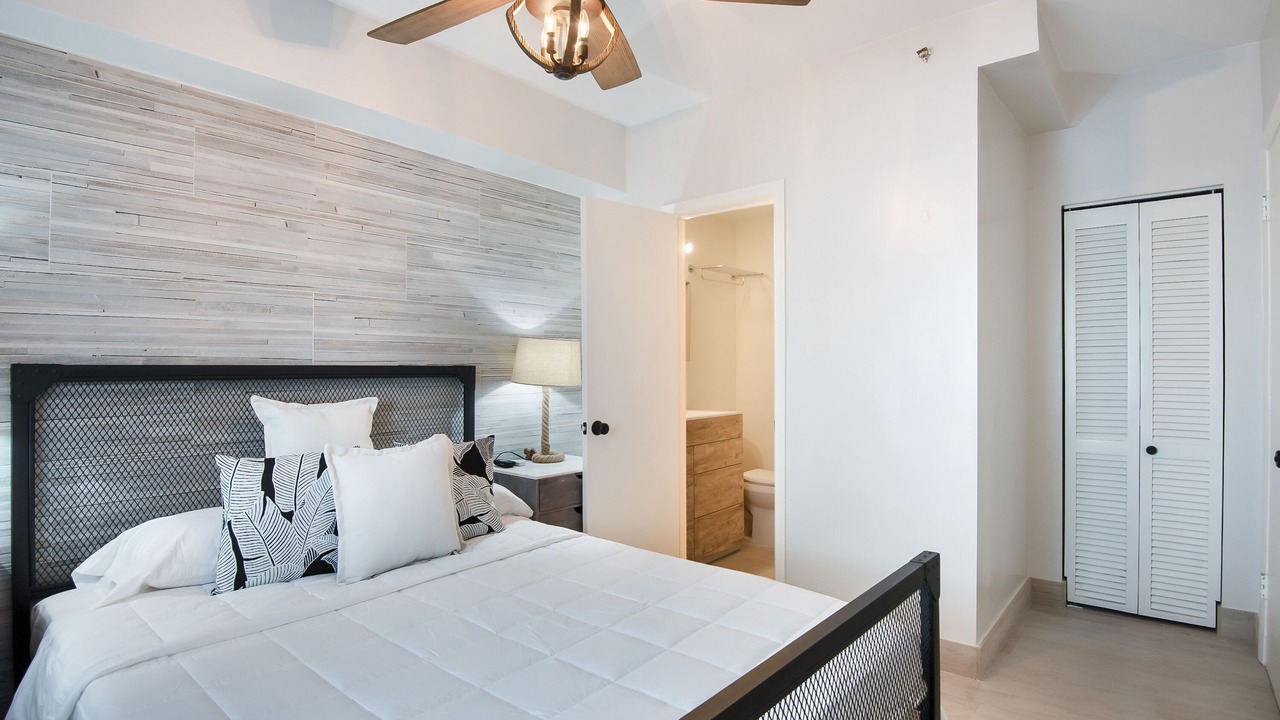Photo of Bedroom in South of Fifth