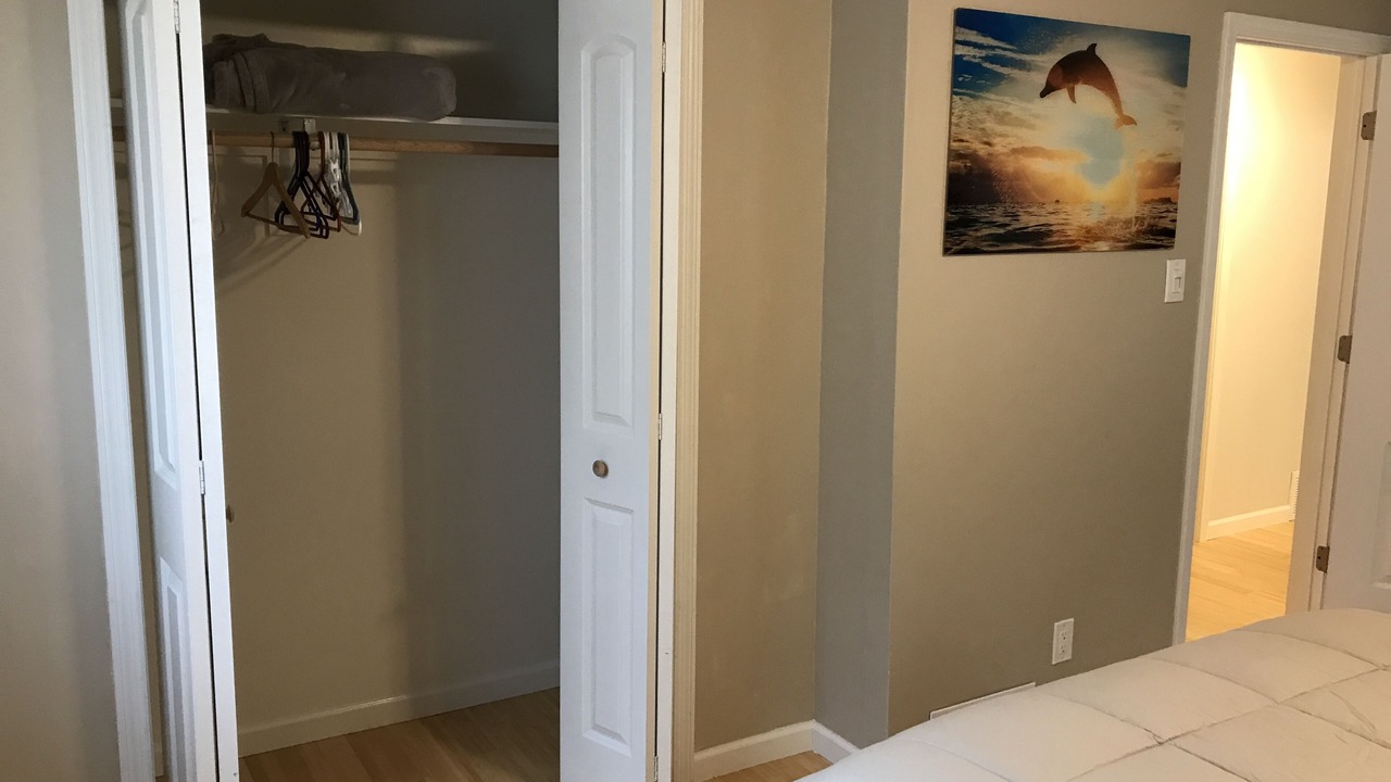 Photo of Bedroom in Lake Erie Beach