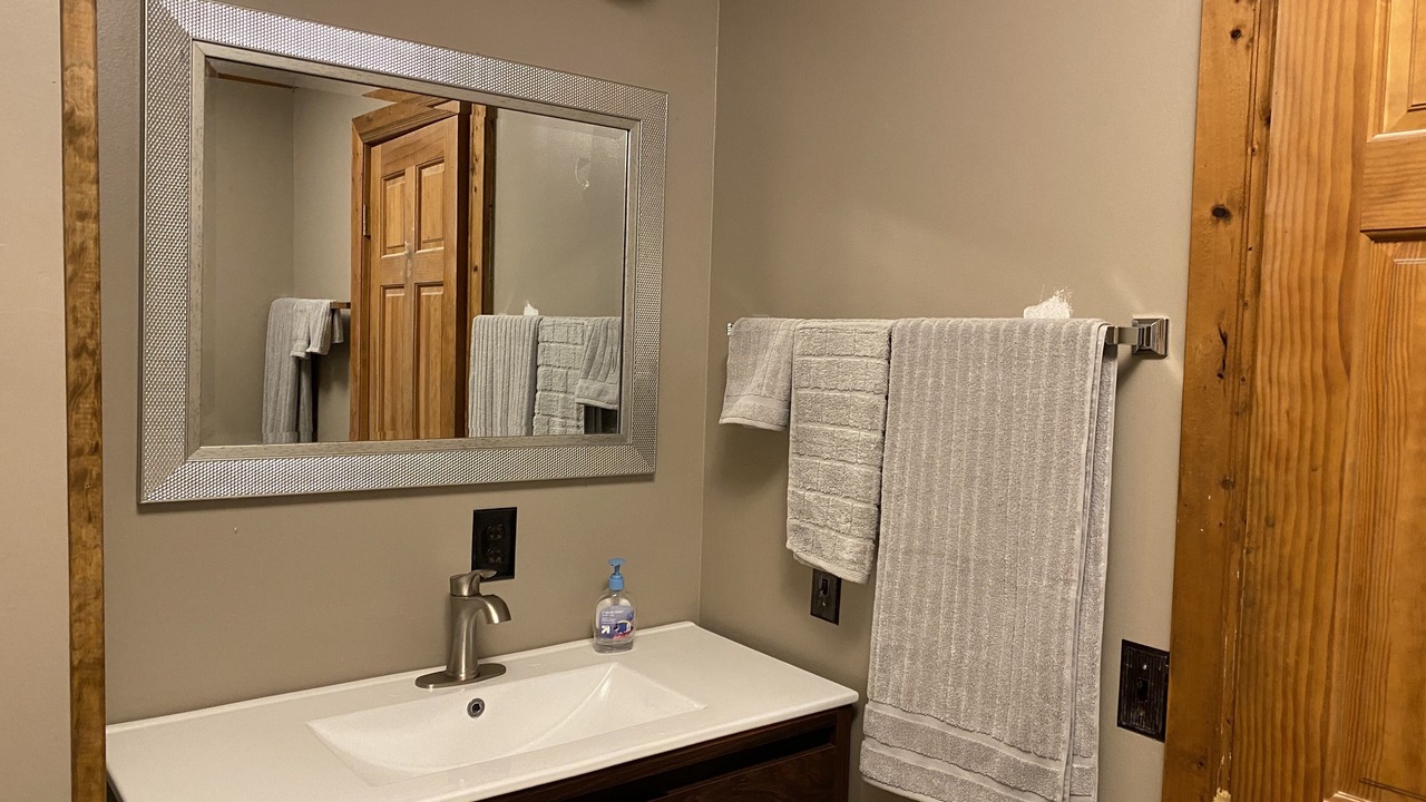 Photo of Bathroom in Piper Gap