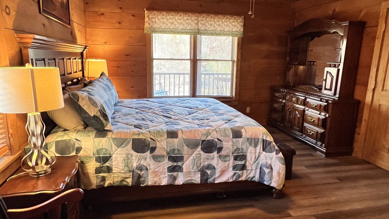 Photo of Bedroom in Piper Gap