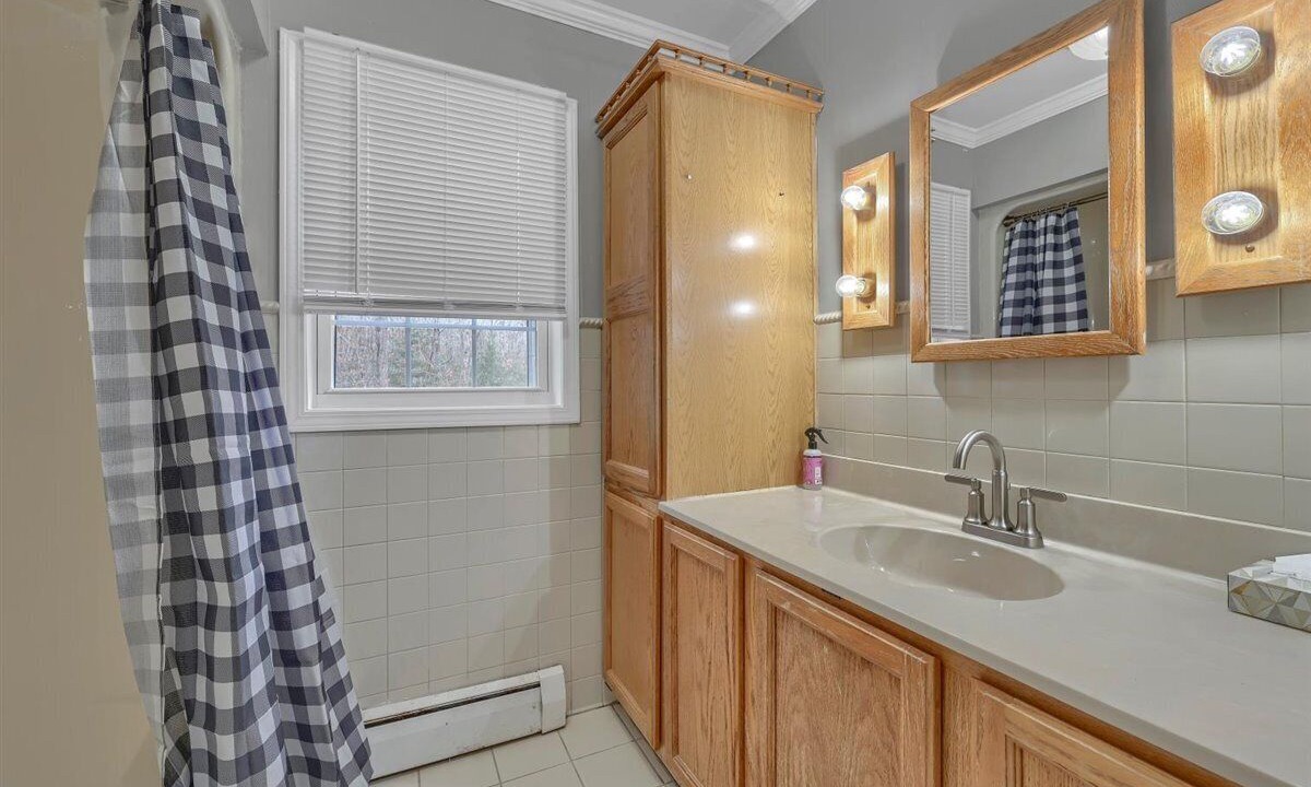 Photo of Bathroom in Thompson Ridge