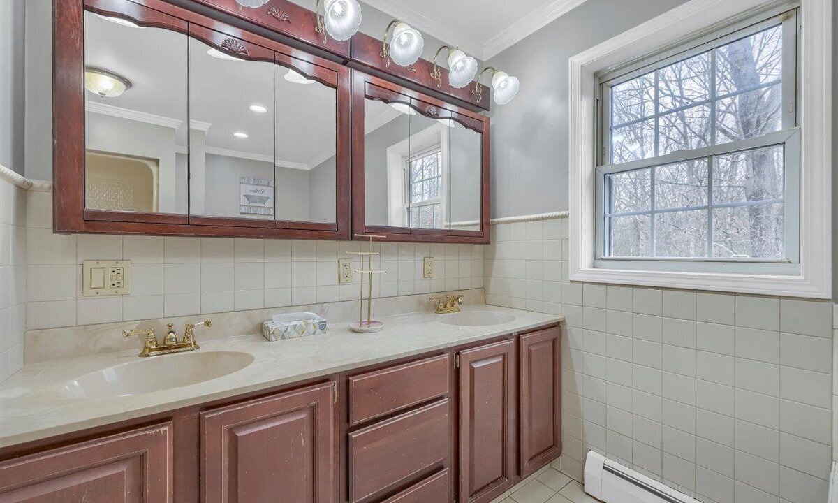 Photo of Bathroom in Thompson Ridge