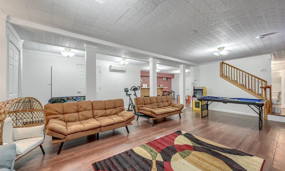 Photo of Livingroom in Thompson Ridge
