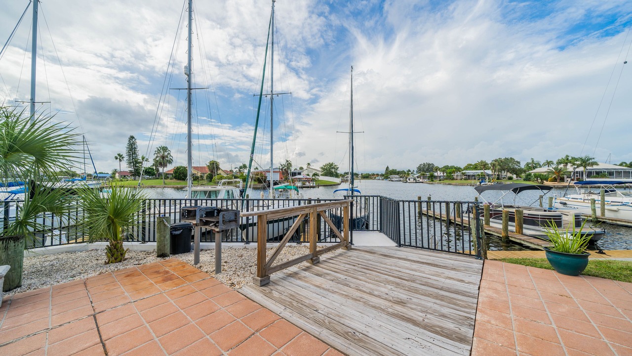 Photo of Outdoor in Apollo Beach