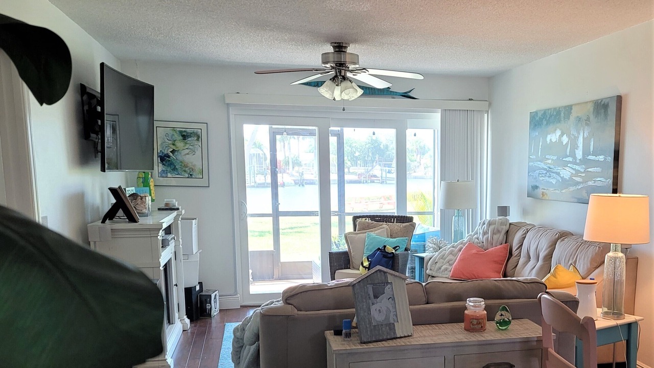 Photo of Others in Apollo Beach