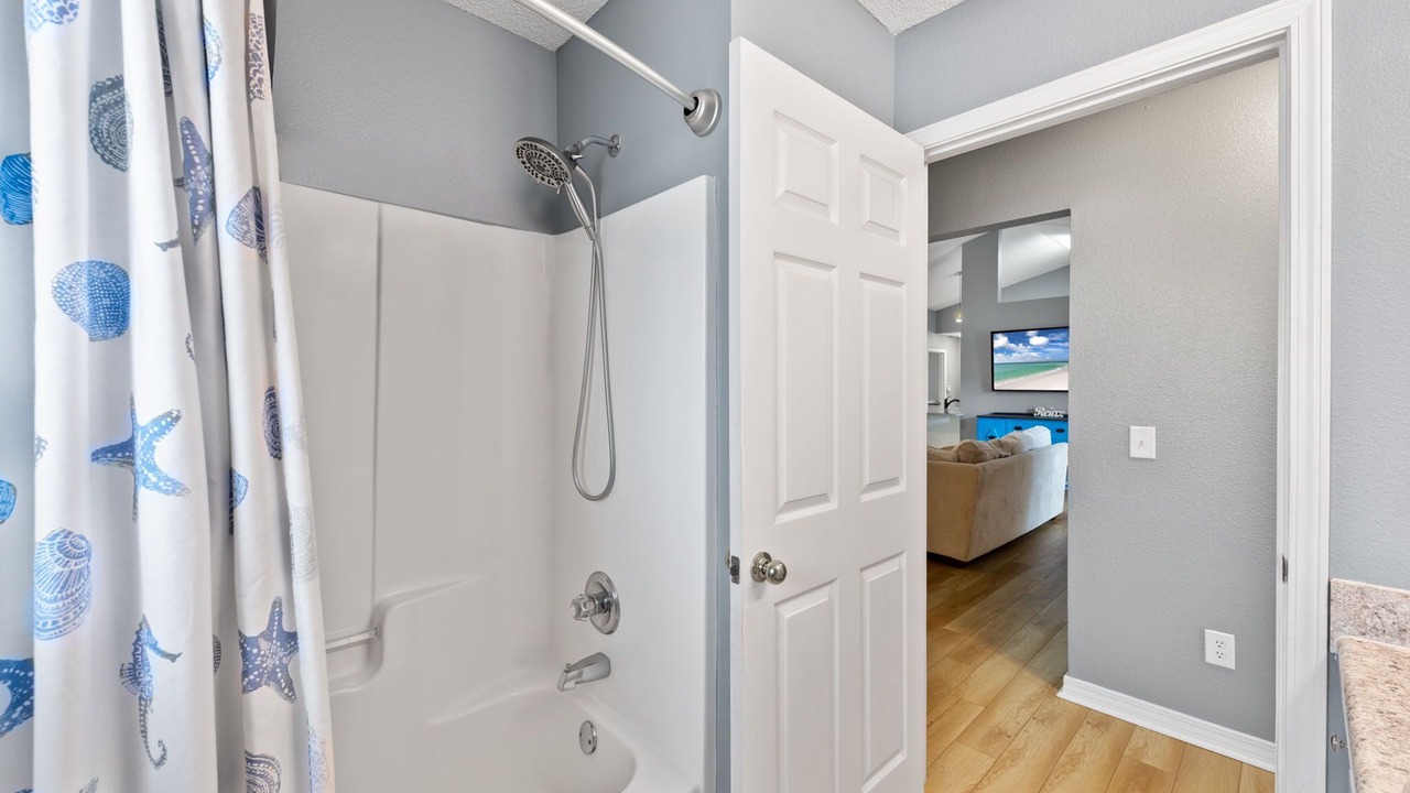 Photo of Bathroom in Navarre
