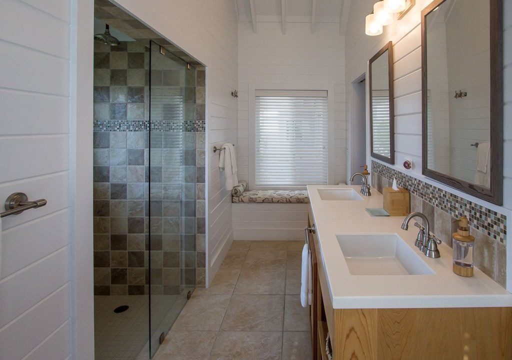 Photo of Bathroom in Great Guana Cay