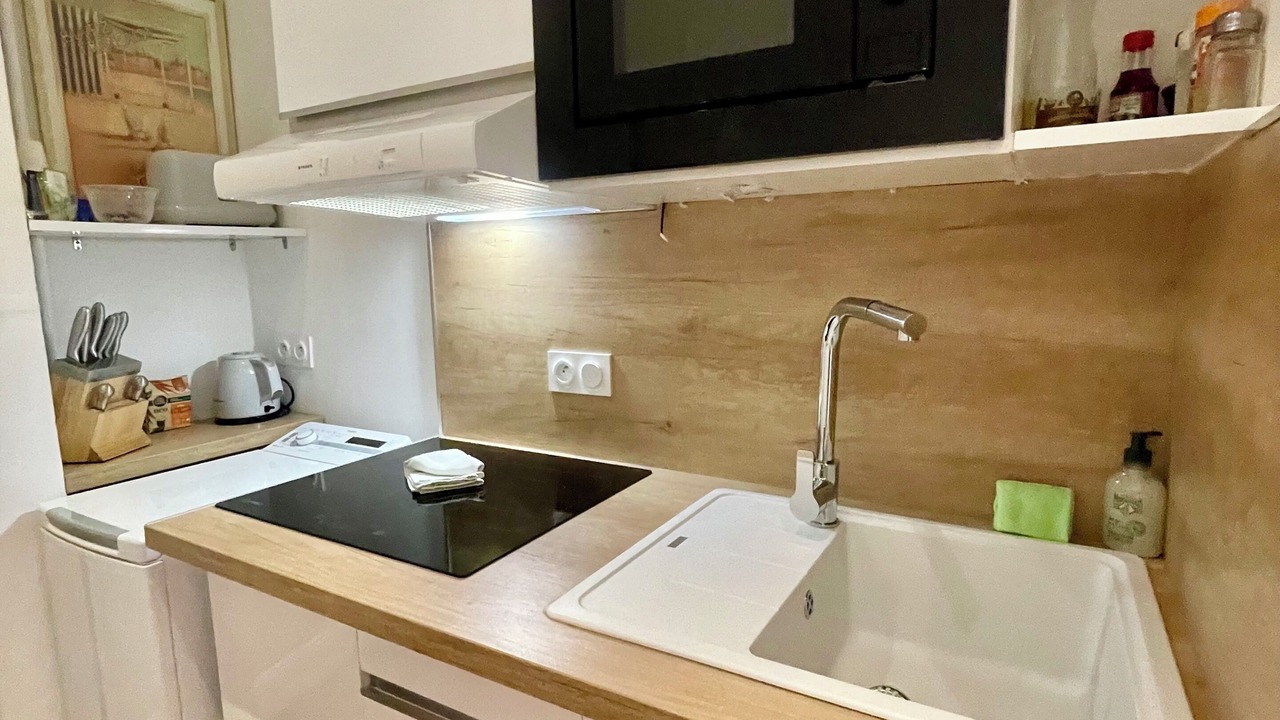 Photo of Kitchen in Les Fleurs