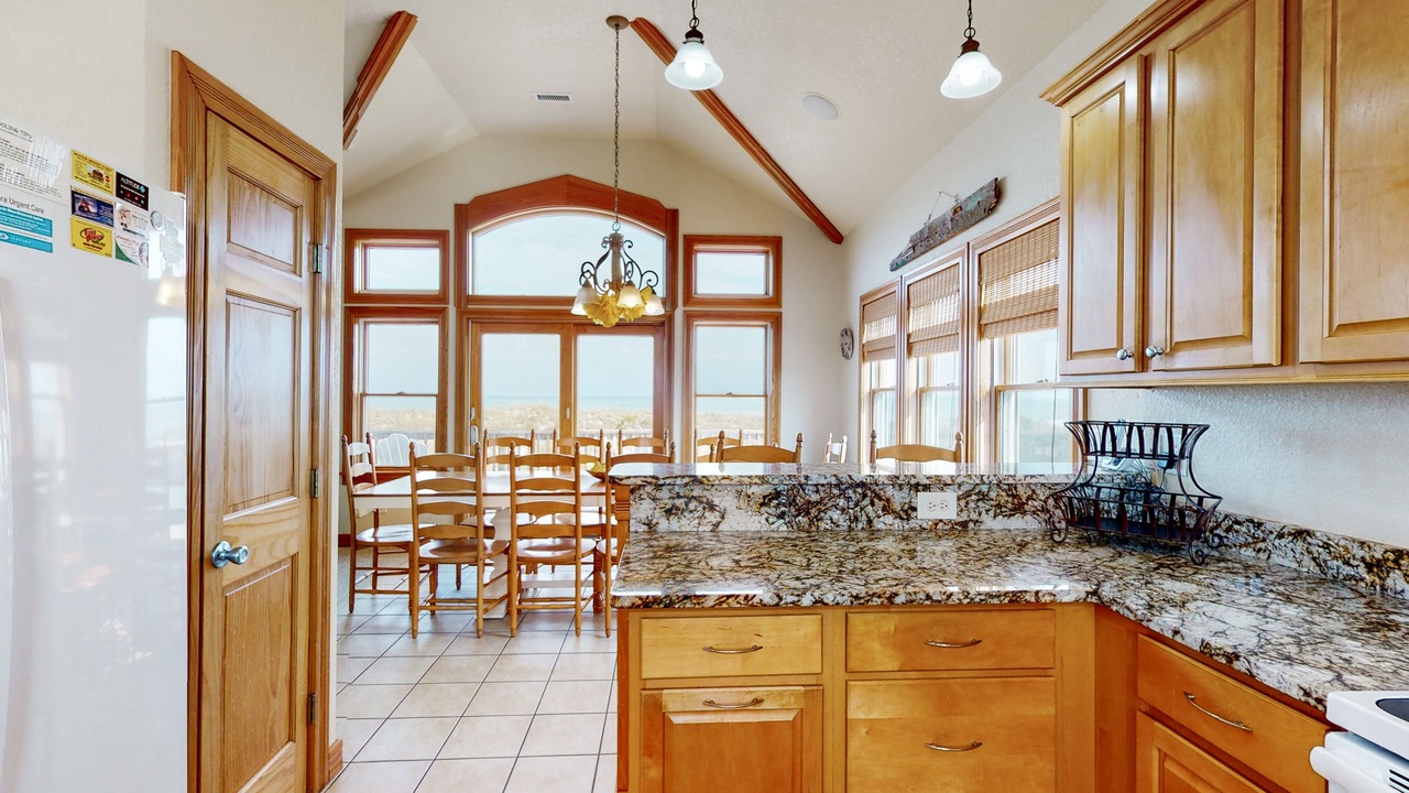 Photo of Kitchen in Waves