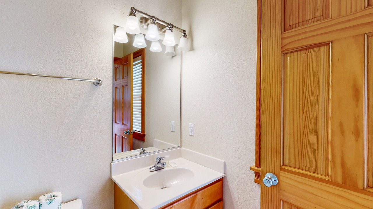 Photo of Bathroom in Waves