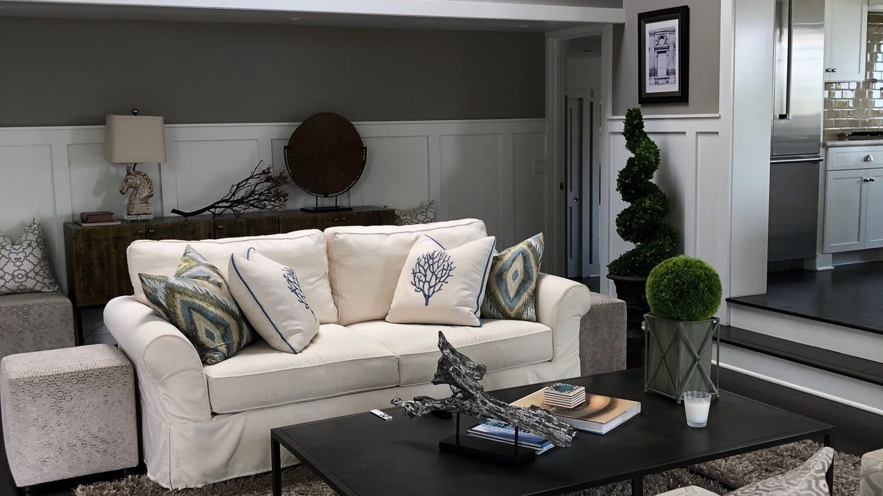 Photo of Livingroom in Three Arch Bay