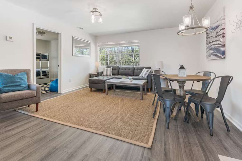 Photo of Bedroom in Dauphin Island