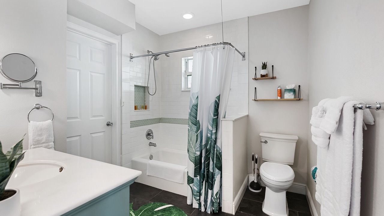 Photo of Bathroom in Victoria Park
