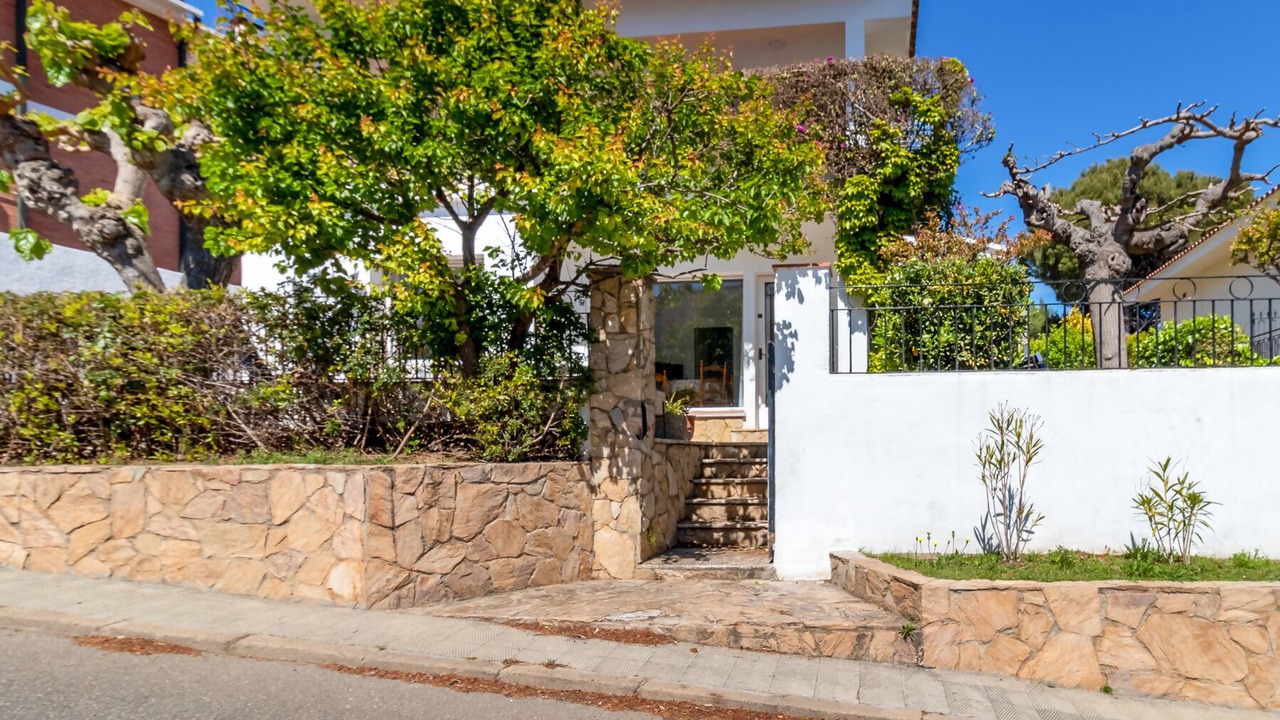 Photo of Outdoor in Llanca