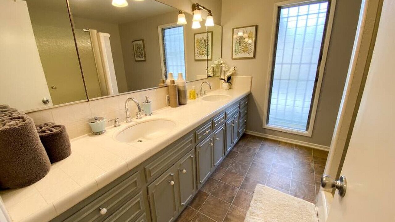 Photo of Bathroom in Greenbriar