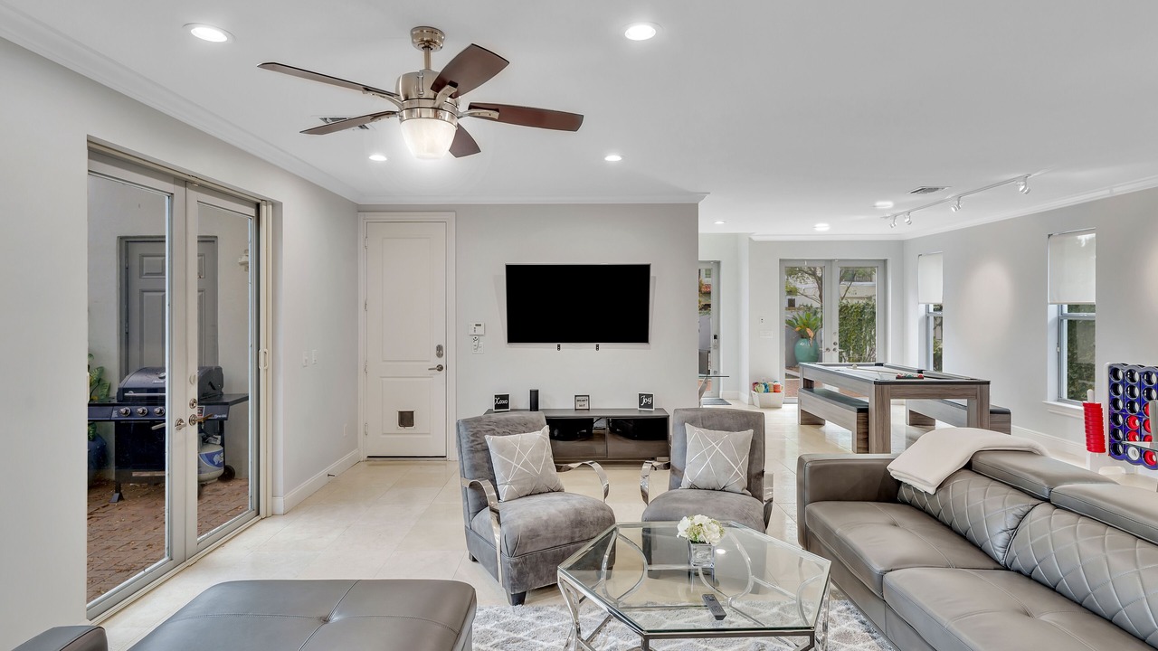 Photo of Livingroom in Victoria Park