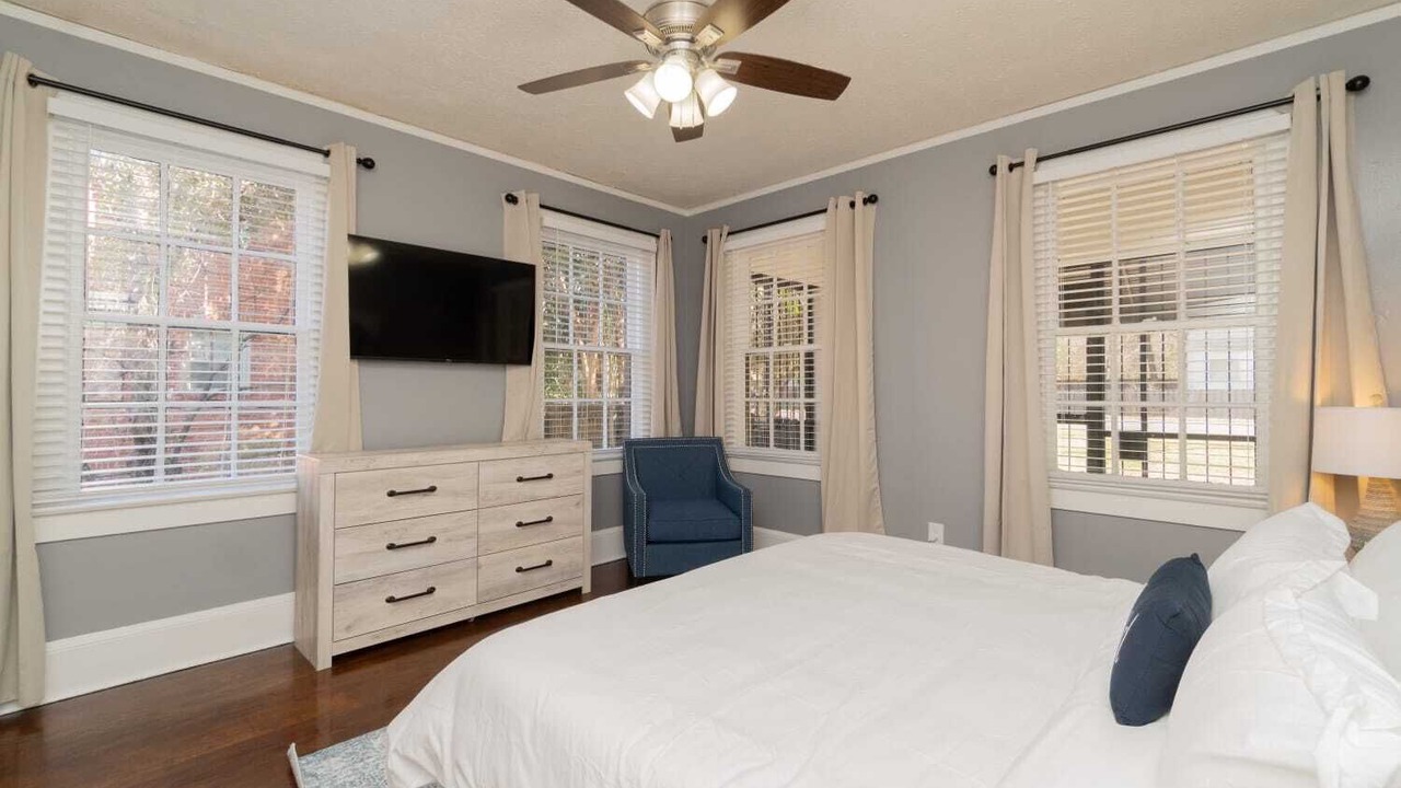 Photo of Bedroom in Montgomery