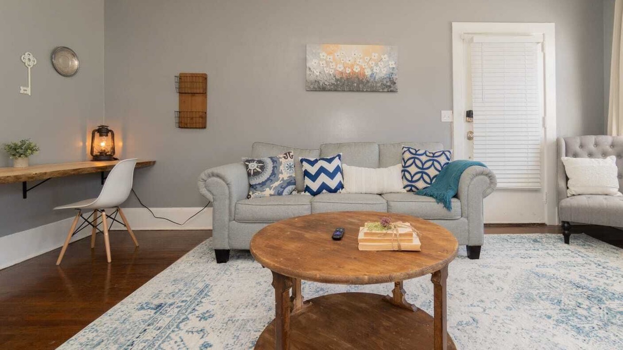 Photo of Livingroom in Montgomery