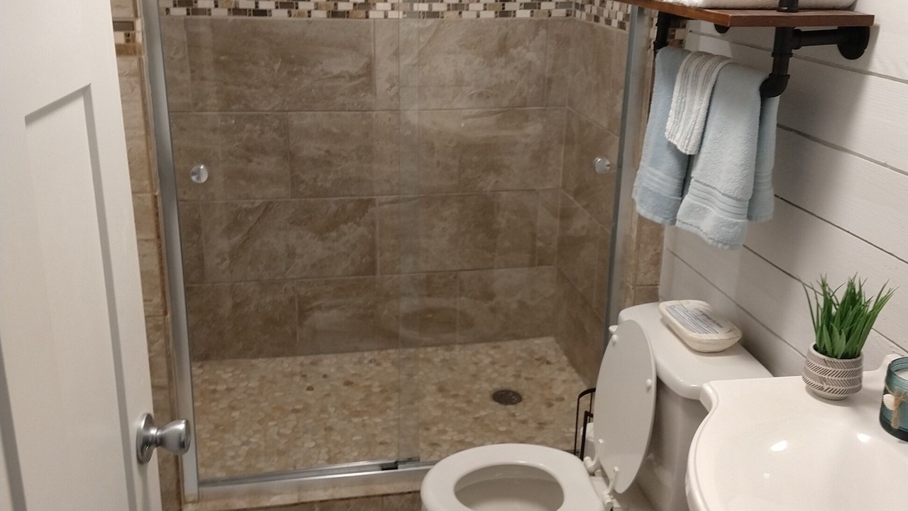 Photo of Bathroom in Geneva-on-the-Lake