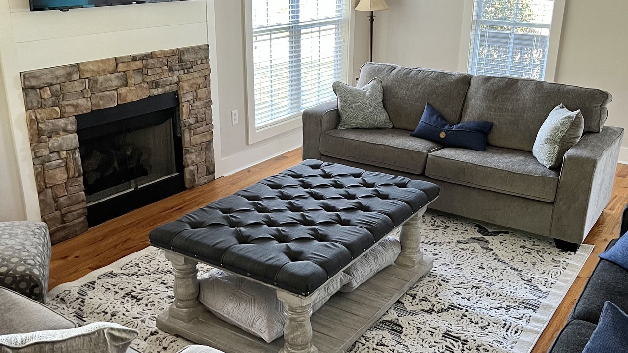 Photo of Livingroom in Tallassee