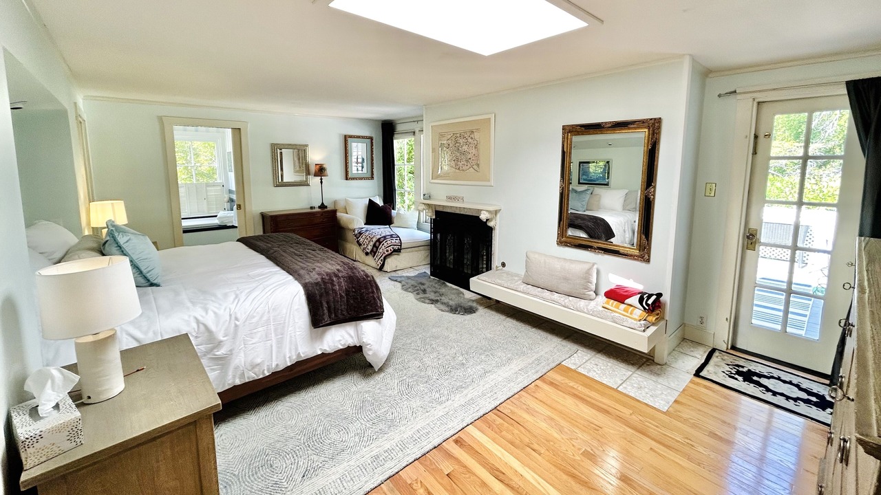 Photo of Bedroom in San Anselmo