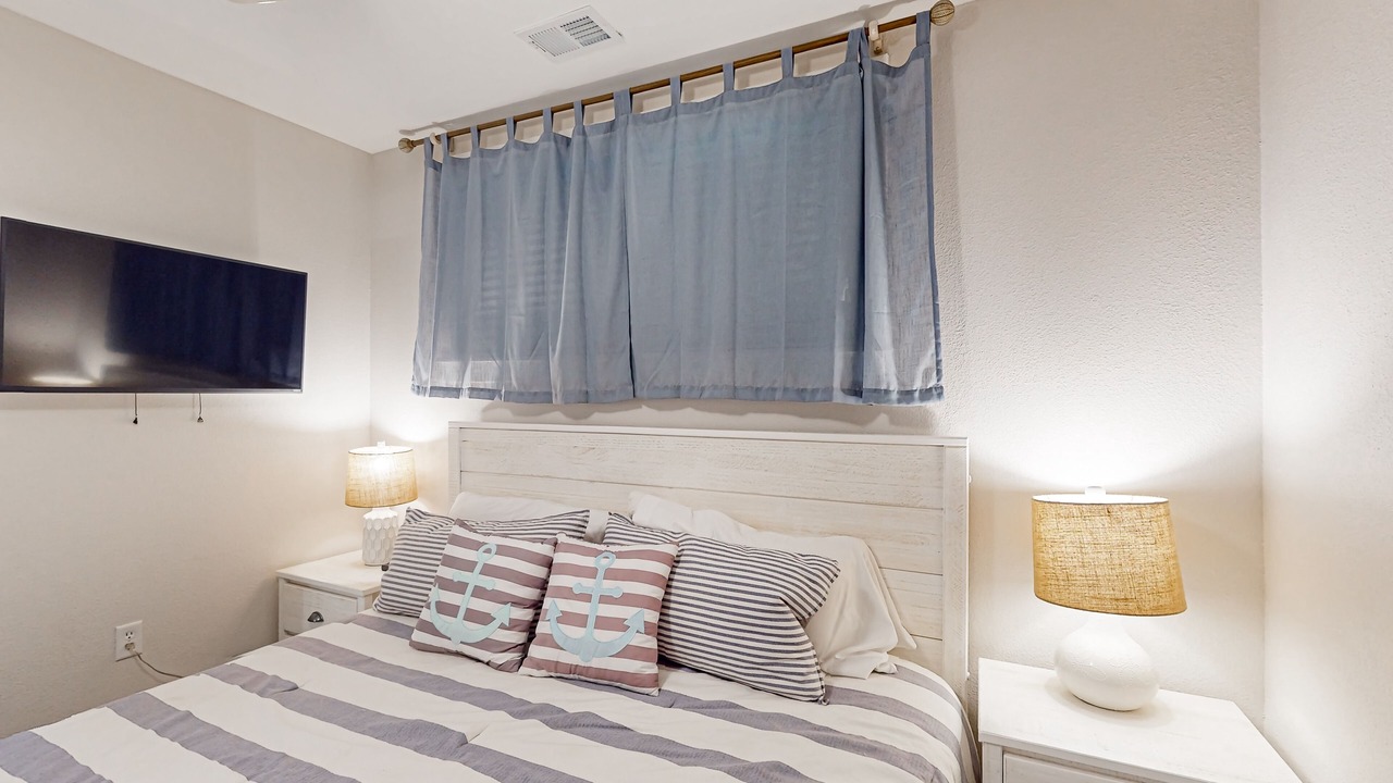 Photo of Bedroom in Sandbridge
