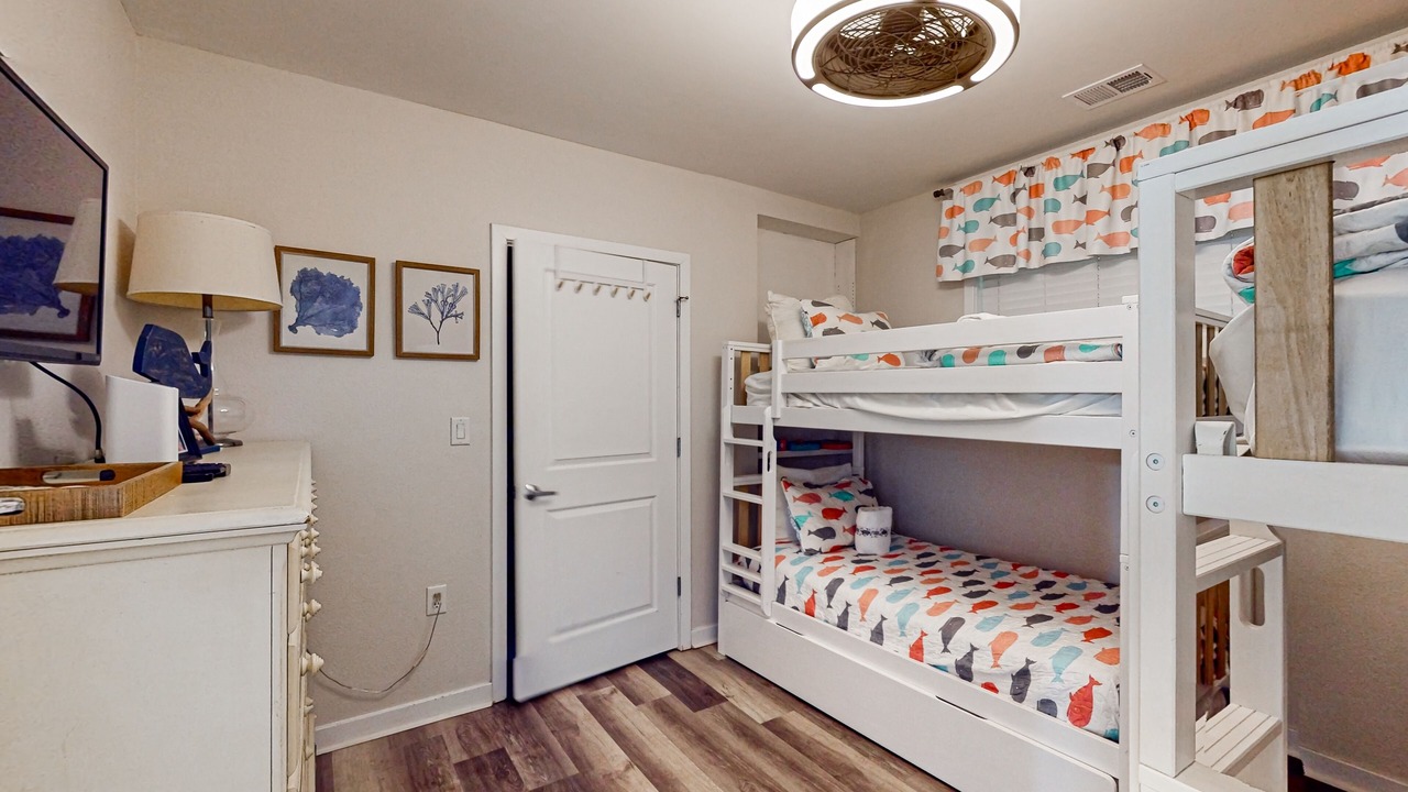 Photo of Bedroom in Sandbridge