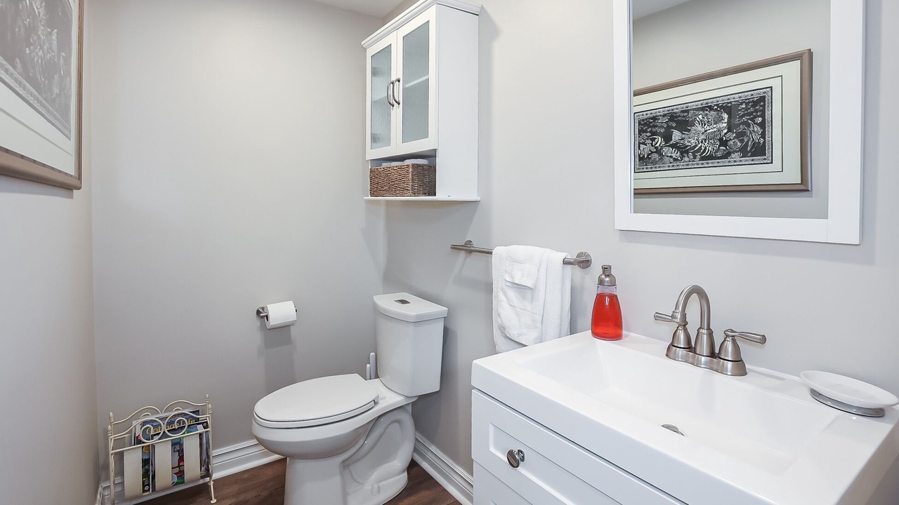 Photo of Bathroom in Lowbanks
