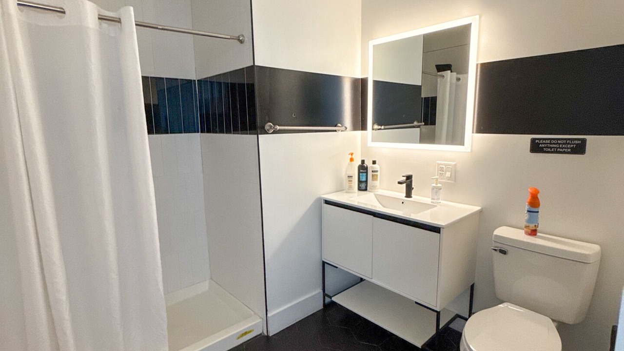 Photo of Bathroom in Elizabeth