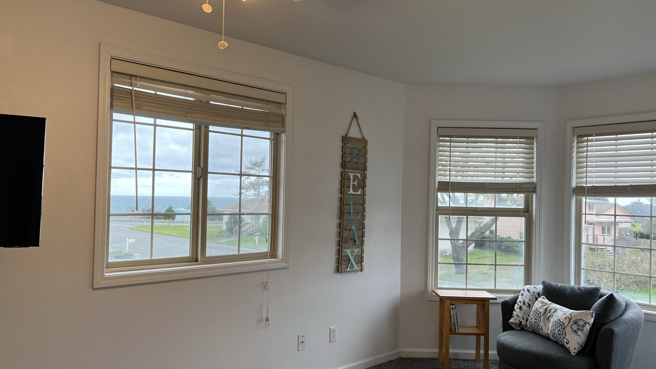 Photo of Livingroom in Crescent City
