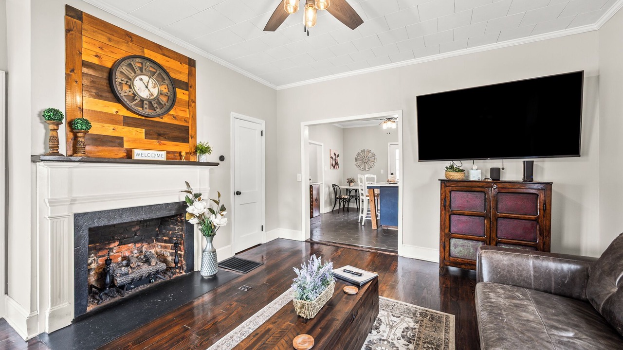Photo of Livingroom in Swepsonville