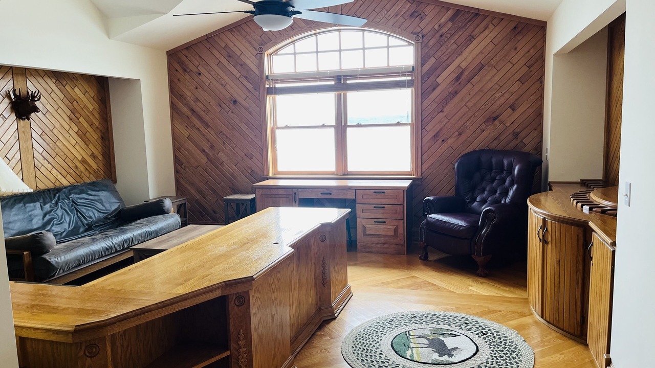 Photo of Livingroom in Town of Ledyard