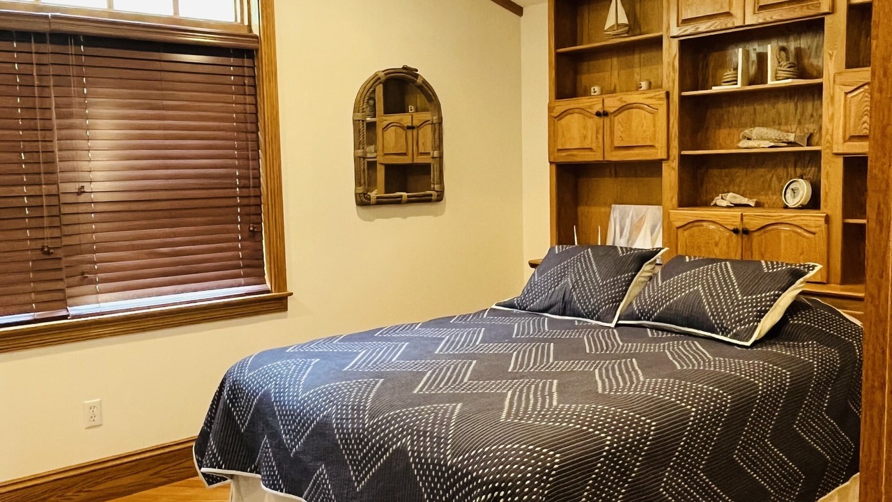 Photo of Bedroom in Town of Ledyard