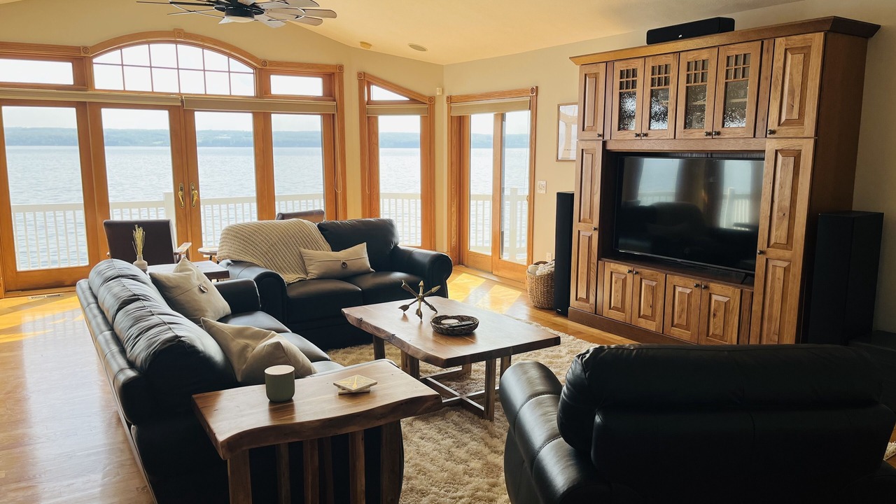 Photo of Livingroom in Town of Ledyard