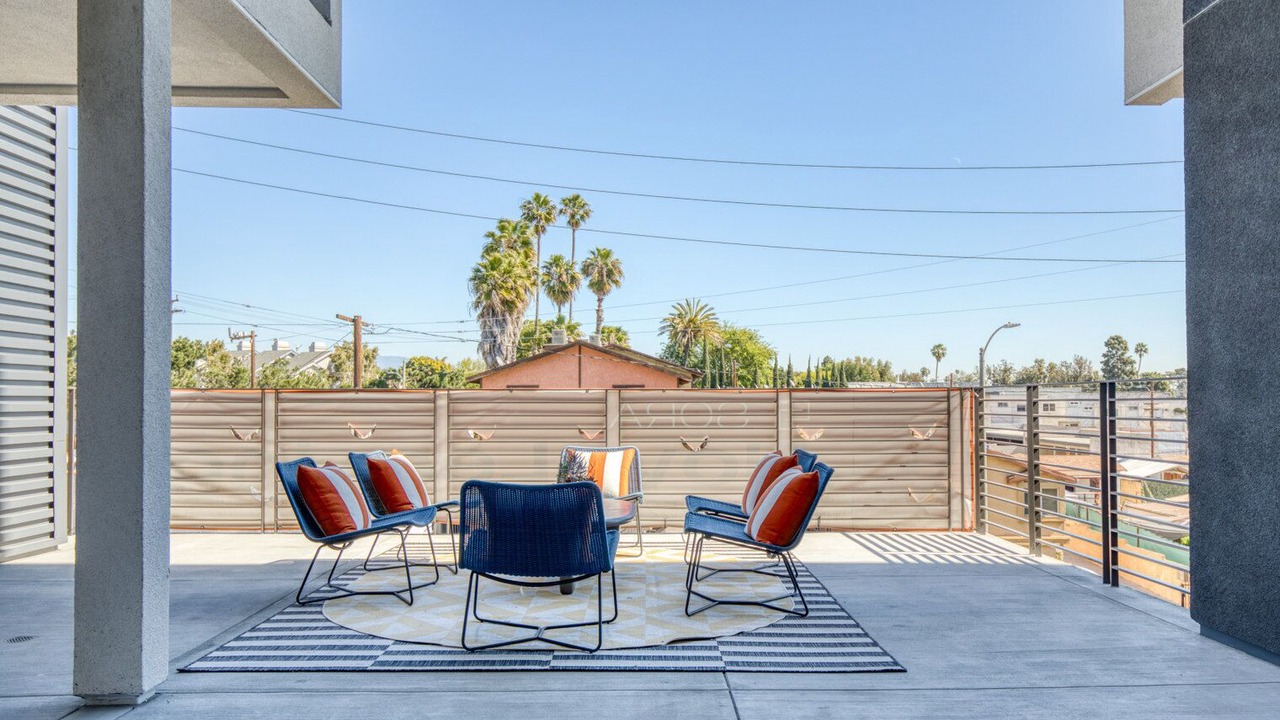 Photo of Patio Balcony in Inglewood