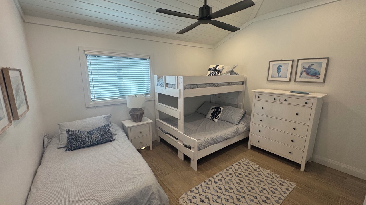 Photo of Bedroom in Treasure Cay