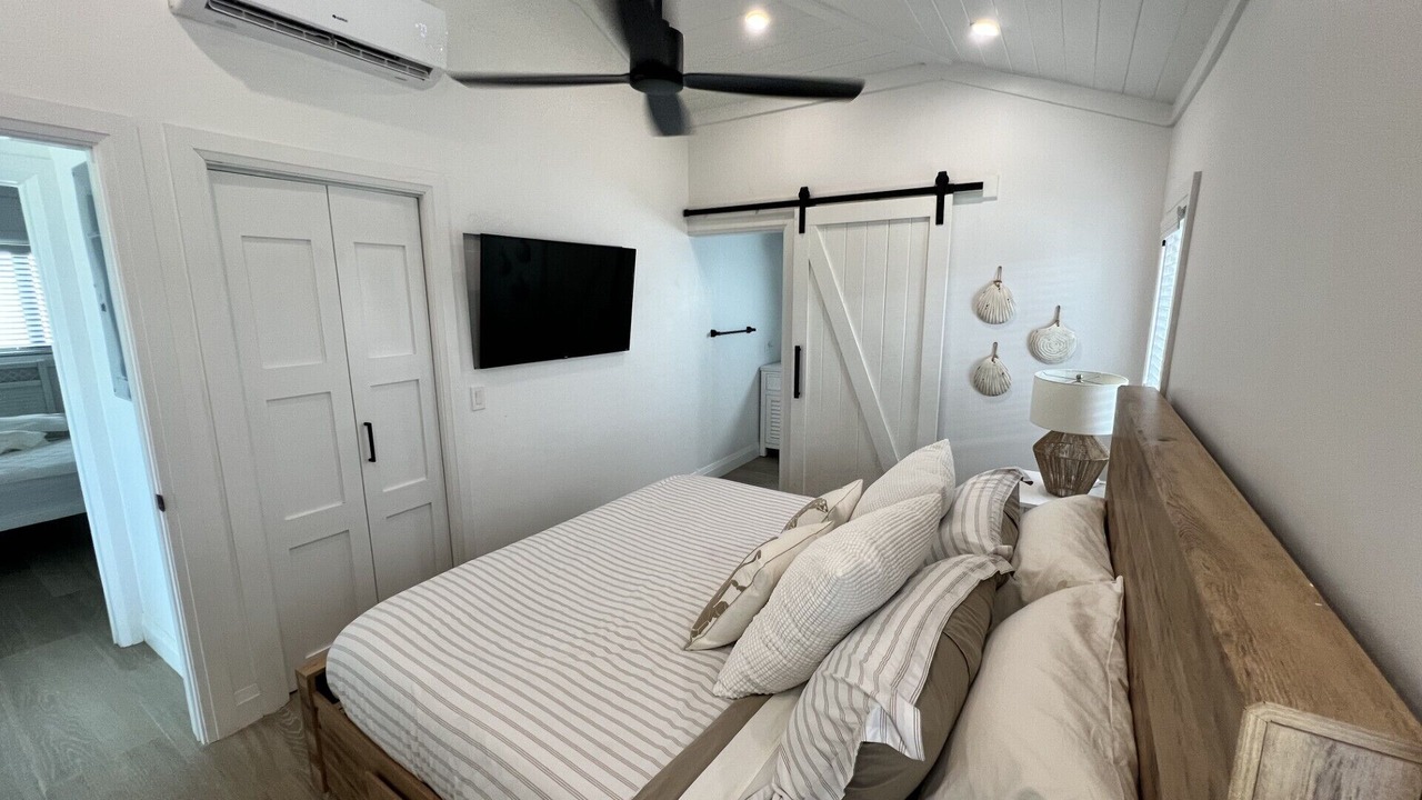 Photo of Bedroom in Treasure Cay