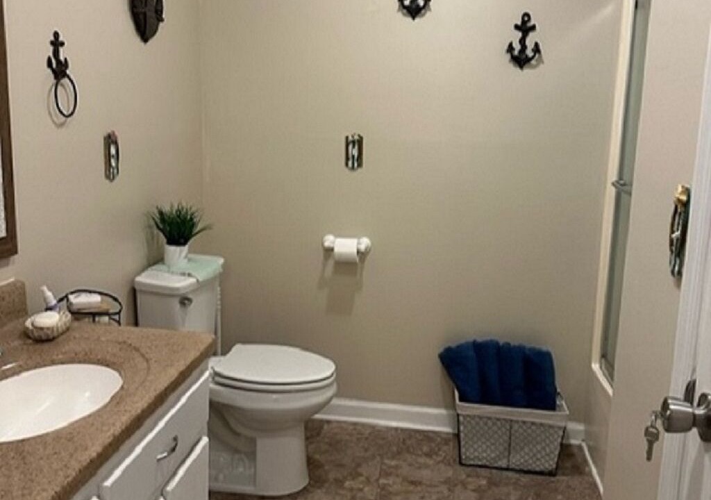 Photo of Bathroom in Cedar Bluff