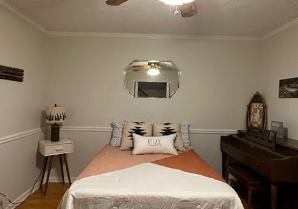Photo of Bedroom in Cedar Bluff